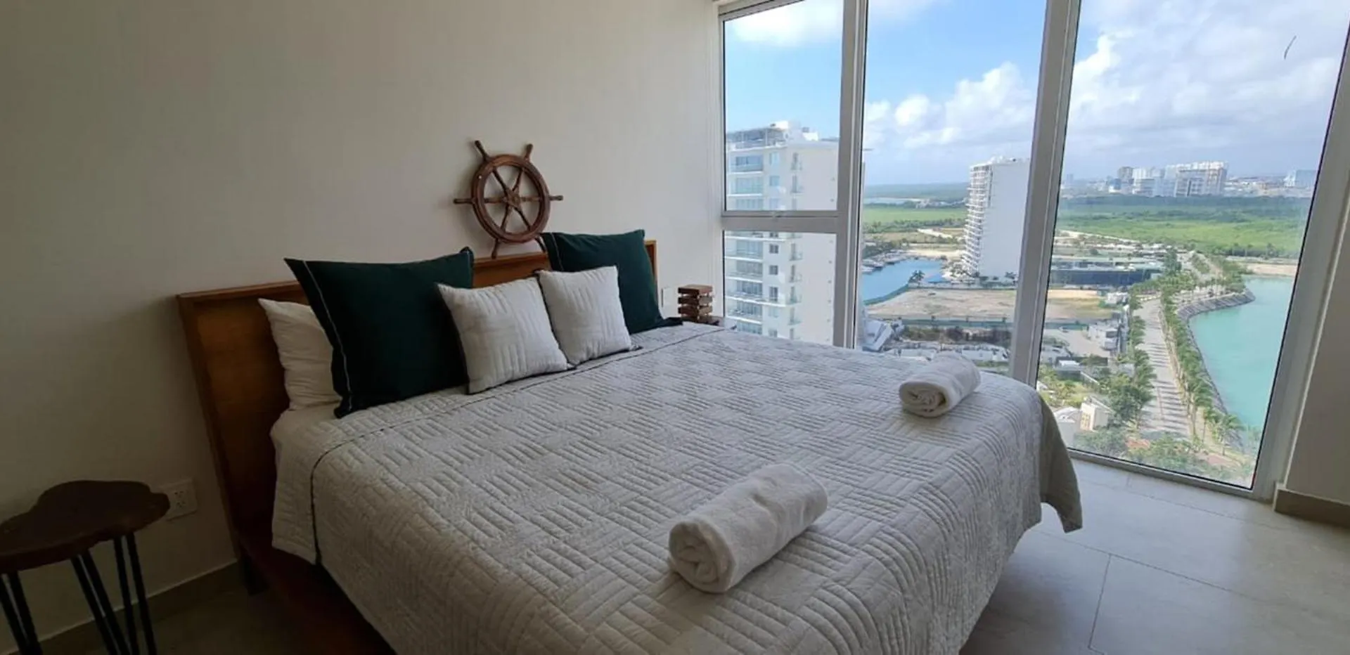 Marea Puerto Cancun, Brand New Condo, Amazing View 0*, Cancun Mexico